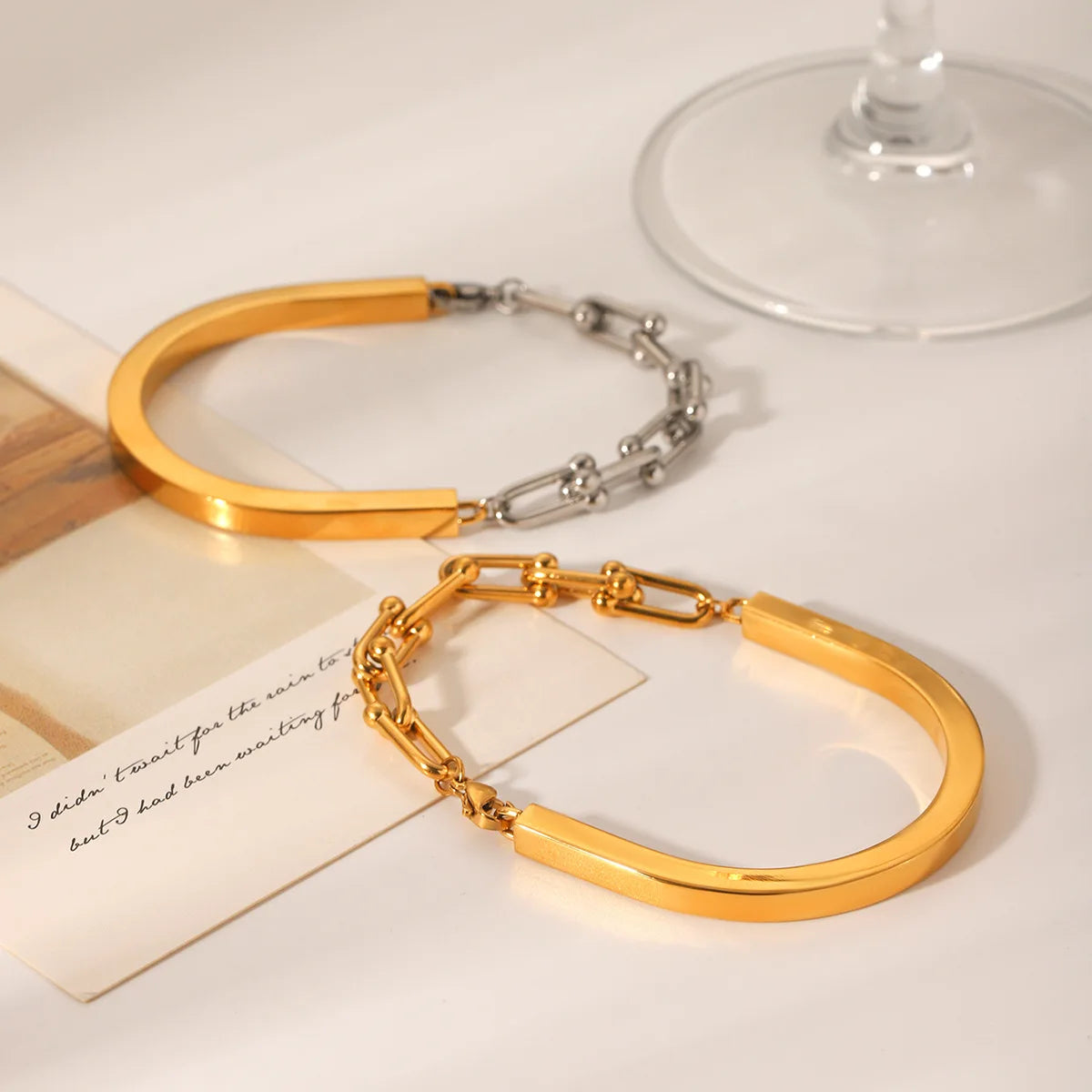 New High-End 18K Gold Plated Stainless Steel Trendy Bracelet for Women Horseshoe Buckle Chain Splicing U-Shaped Buckle Bangles